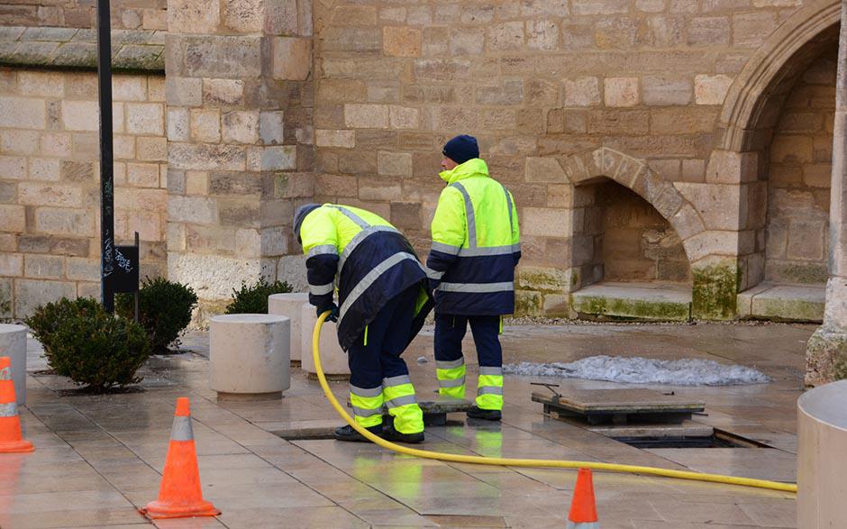 déboucher canalisations Courbevoie